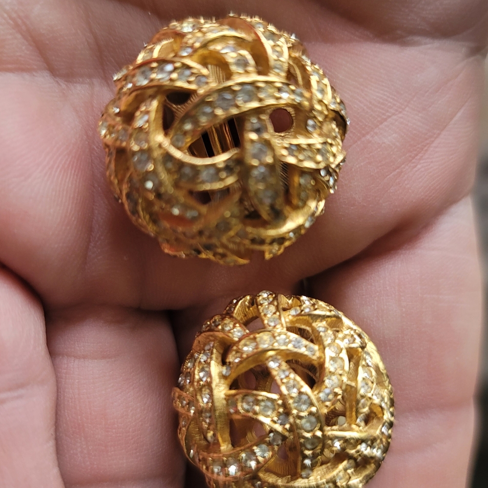 Intricate Gold Filigree Earrings